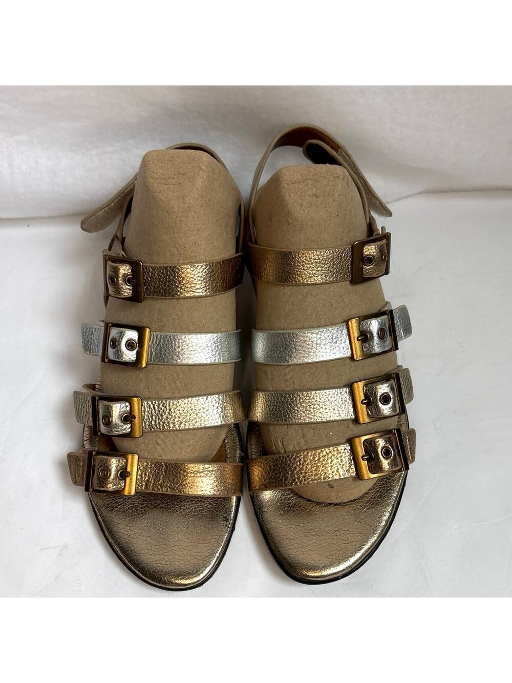 Sofft Metallic Strappy Buckle Sandals Women’s Size 8